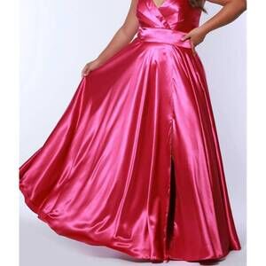 NEW SYDNEY'S CLOSET a-line satin maxi dress in raspberry
